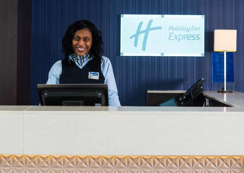 Holiday Inn Express Lincoln City Centre, An Ihg Hotel Extérieur photo